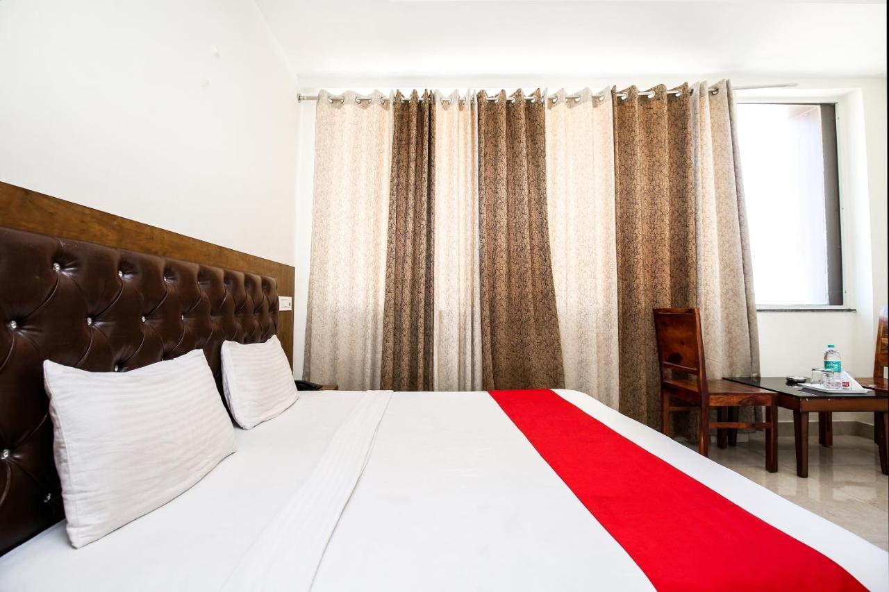 Hotel Woodcrest Zirakpur Chandigarh - Luxury Rooms Ngoại thất bức ảnh