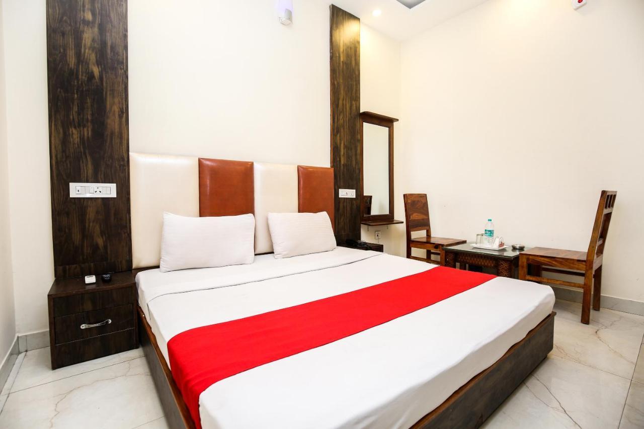 Hotel Woodcrest Zirakpur Chandigarh - Luxury Rooms Ngoại thất bức ảnh
