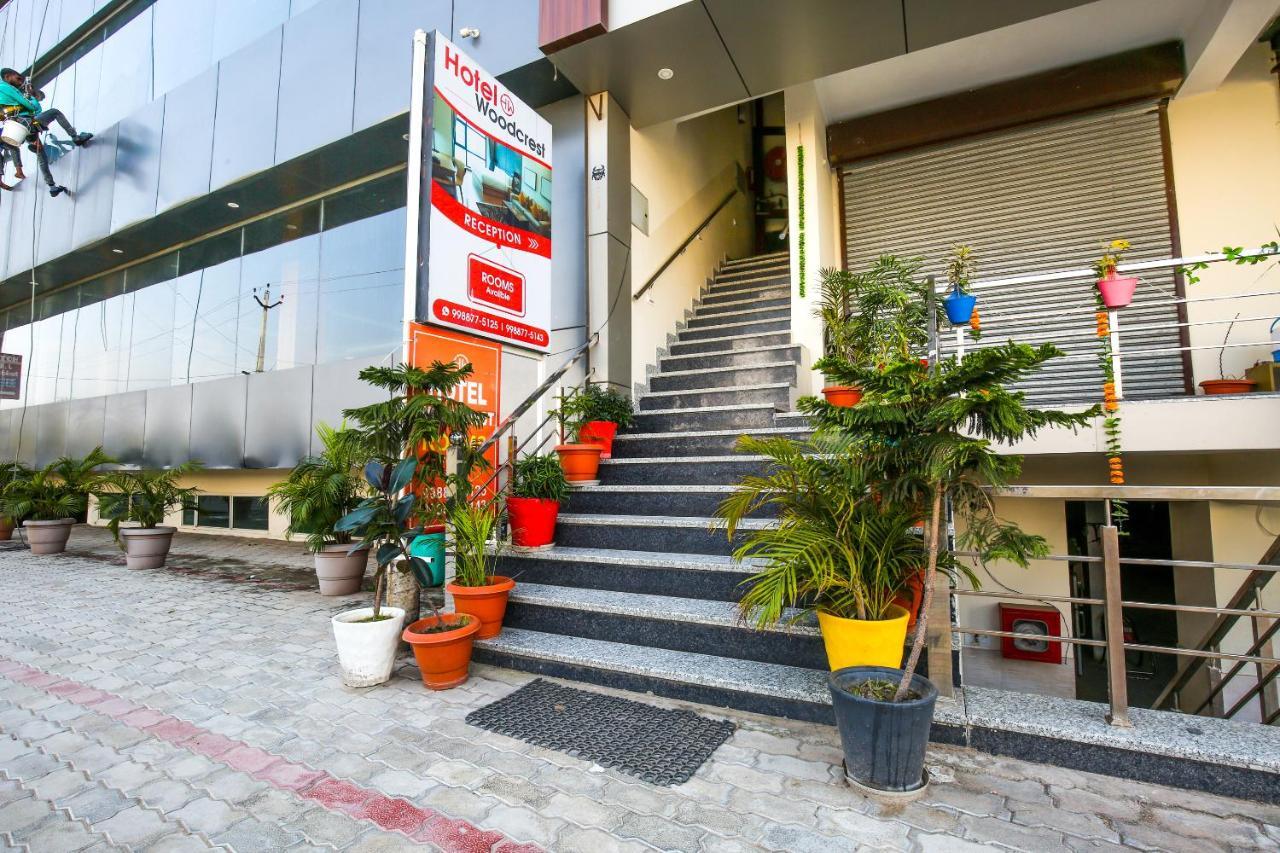 Hotel Woodcrest Zirakpur Chandigarh - Luxury Rooms Ngoại thất bức ảnh