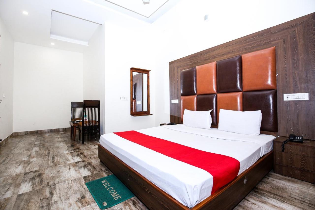 Hotel Woodcrest Zirakpur Chandigarh - Luxury Rooms Ngoại thất bức ảnh
