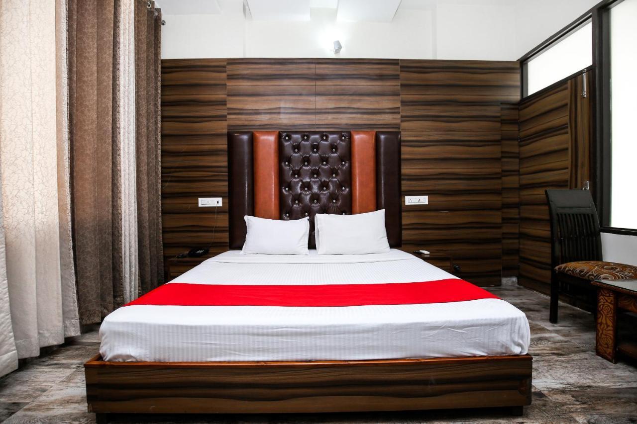 Hotel Woodcrest Zirakpur Chandigarh - Luxury Rooms Ngoại thất bức ảnh